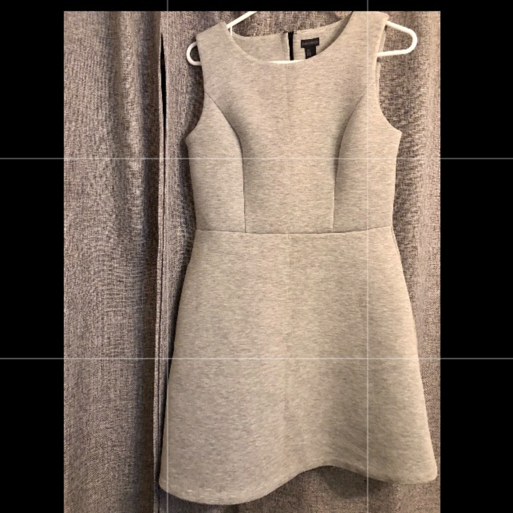 Structured scuba dress WITH POCKETS